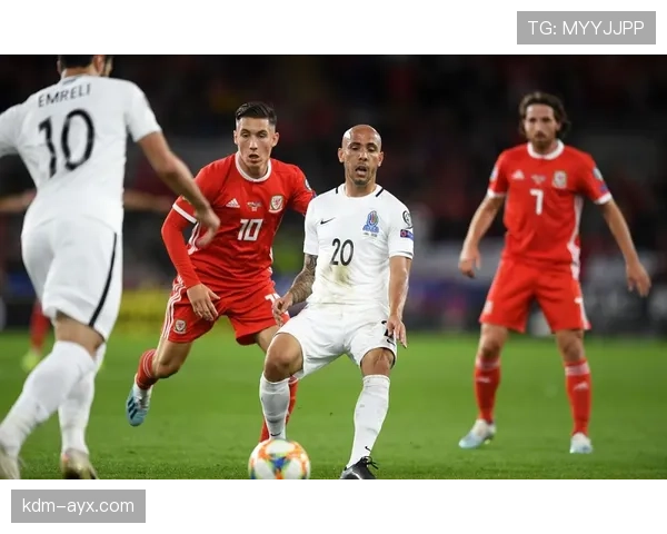 图赫尔防线再升级,层次分明战术助球队强势回暖 图赫尔防线再升级,层次分明战术助球队强势回暖